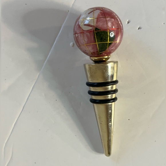 Set of 3 Globe Wine Bottle Stoppers with Gift Box – Elegant Gold & Inlay Design - Picture 3 of 9